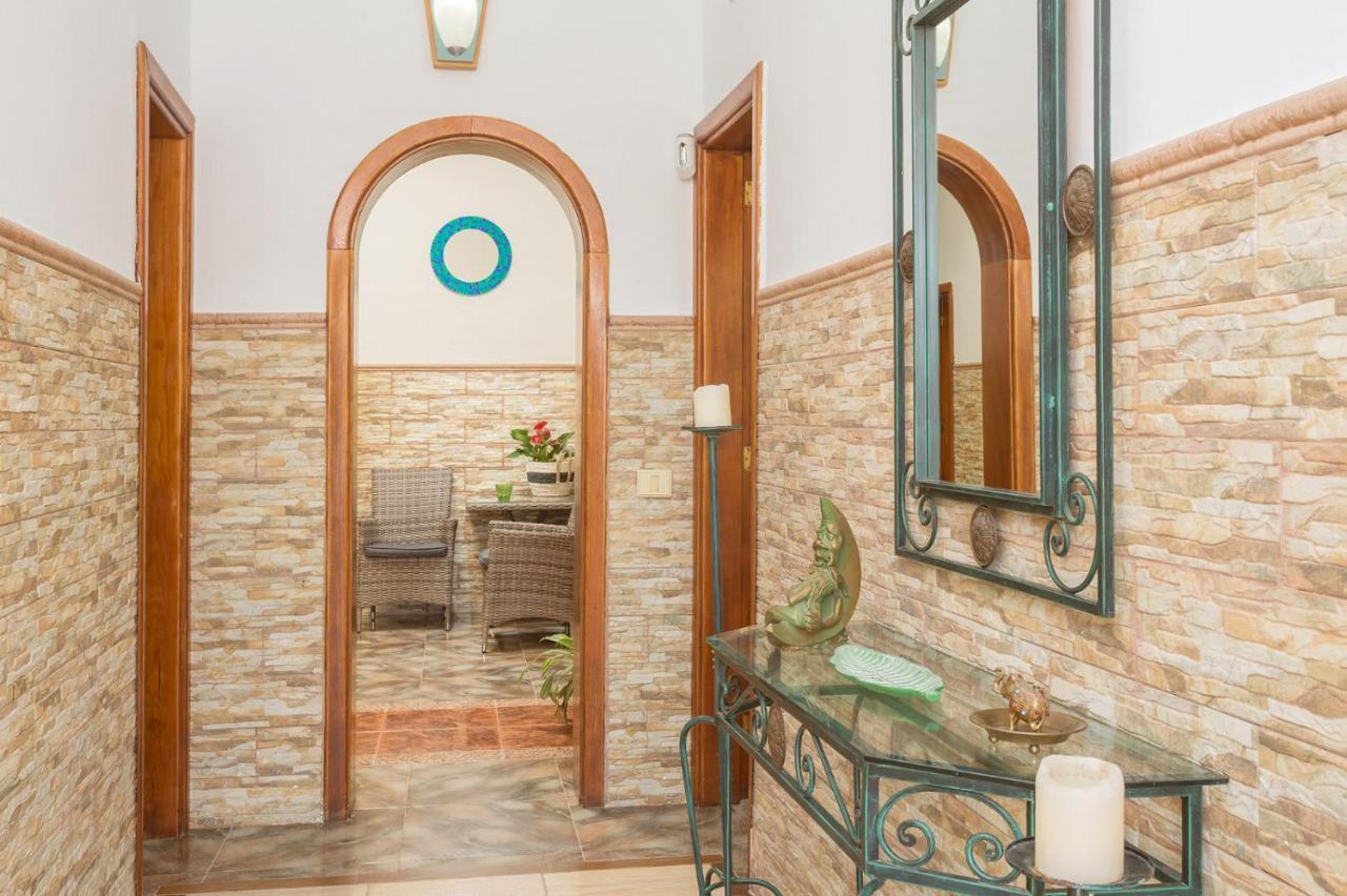 Casa Eli Pensionat Sardina Exteriör bild